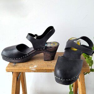 Black Swedish Hasbeens, Size 38